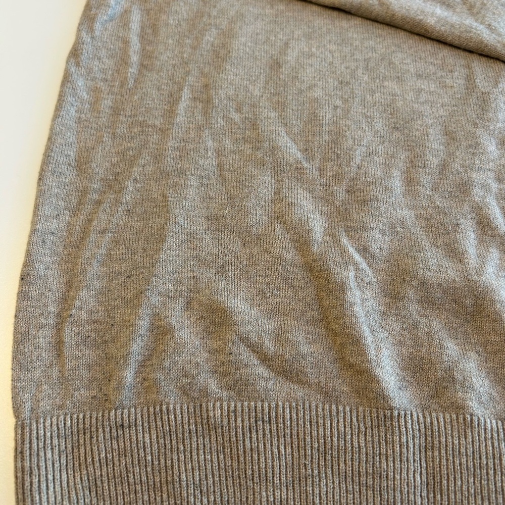Zara Knitwear sweater V-neckline long sleeves, ribbed cuffs, elbow patches, Sz S - Picture 5 of 9